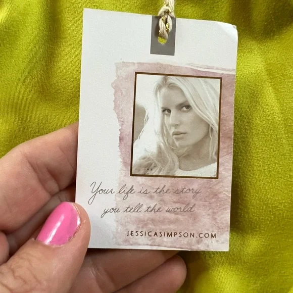 Jessica Simpson Active Ruched Crop Top - Picture 4 of 8